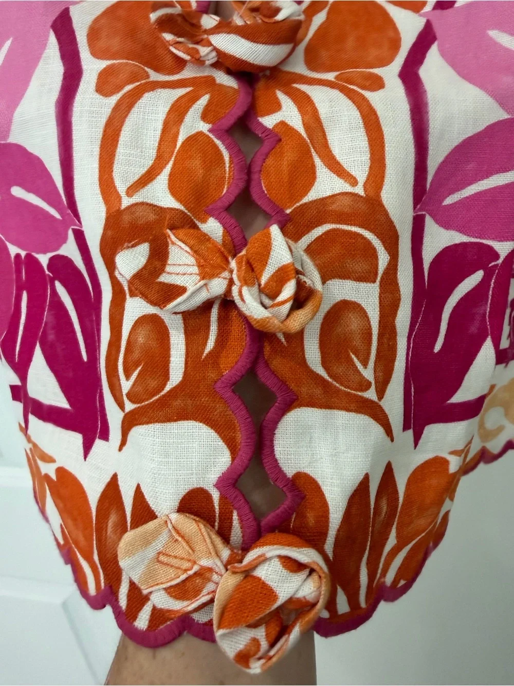 FARM Rio Pink & Orange Floral V-Neck Crop Top NWT